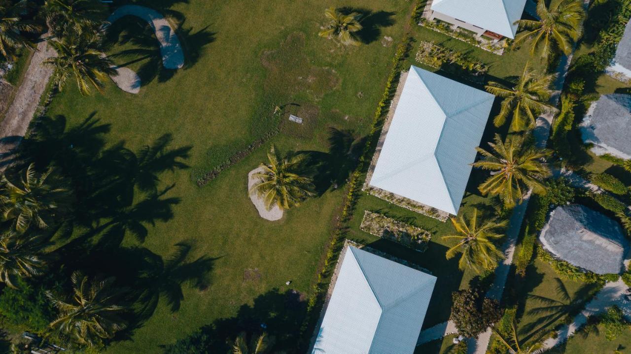 White Grass Ocean Resort & Spa Iuiak Exterior photo
